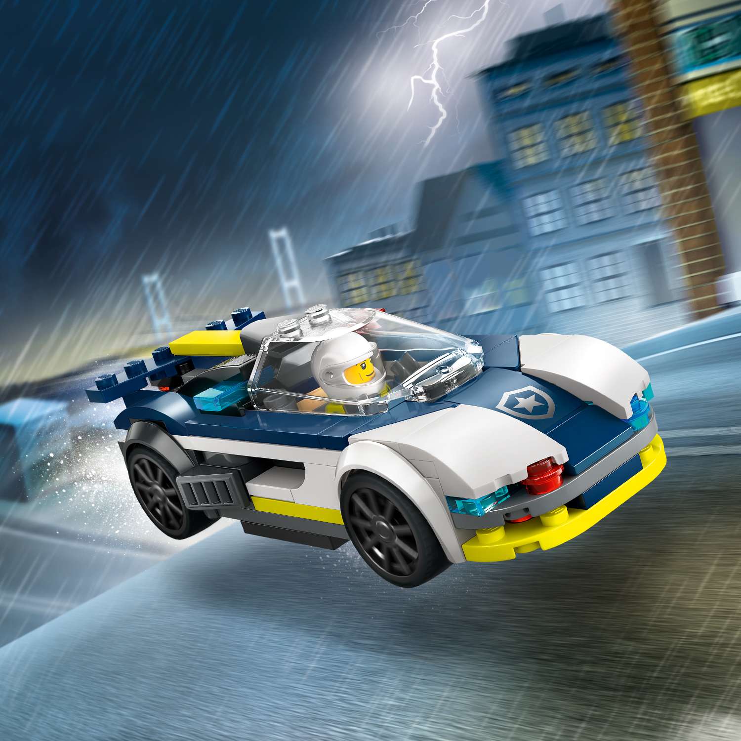 Конструктор LEGO City Погоня на полицейской машине и Маслкаре 60415 - фото 5