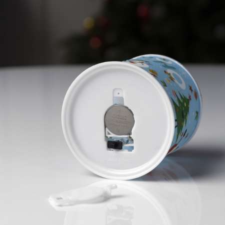 Светодиодная фигура Sima-Land «Свеча с Дедом Морозом» 7.5×10×7.5 см пластик батарейки AG13х3 свечение мульти