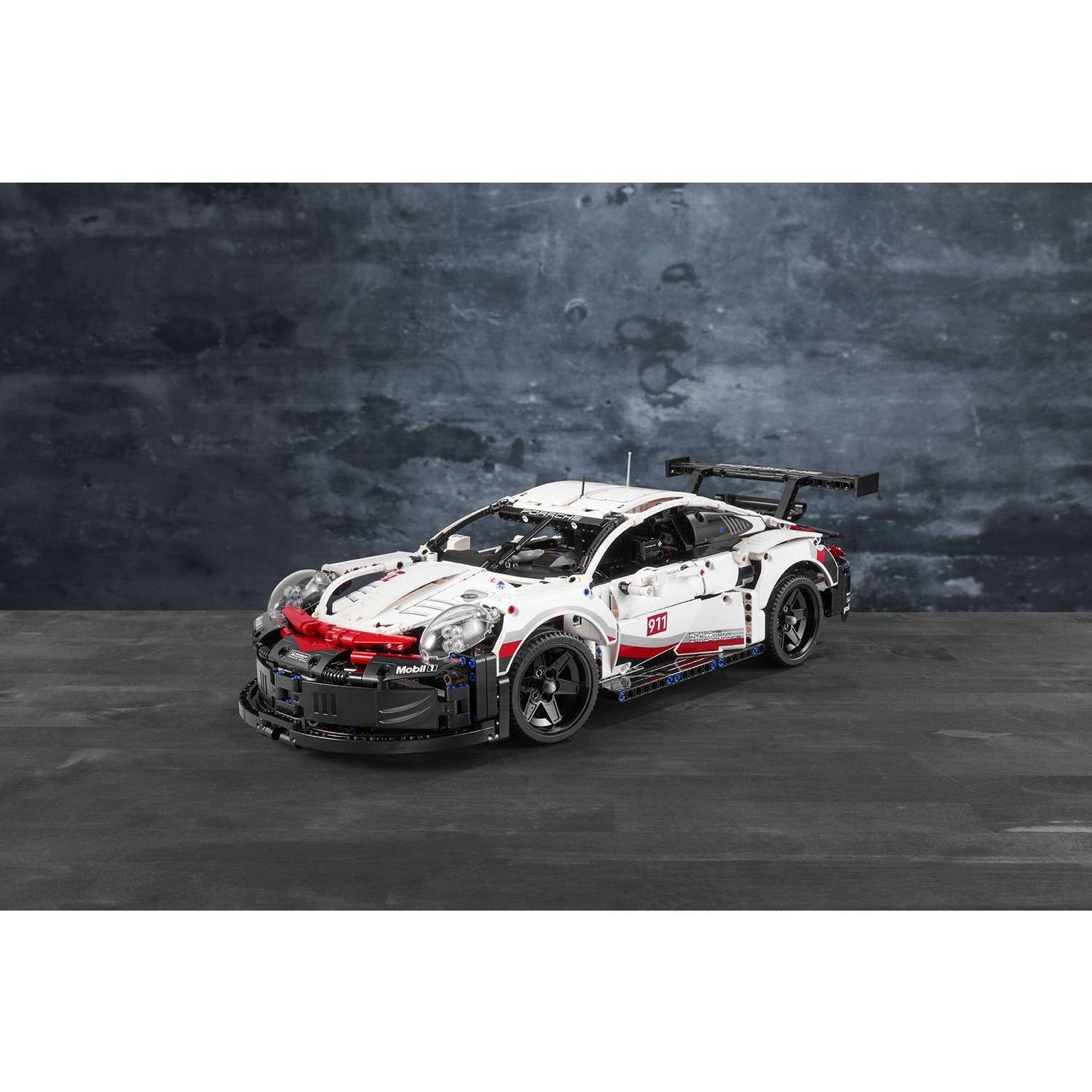Конструктор LEGO Technic Porsche 911 RSR 42096 - фото 6
