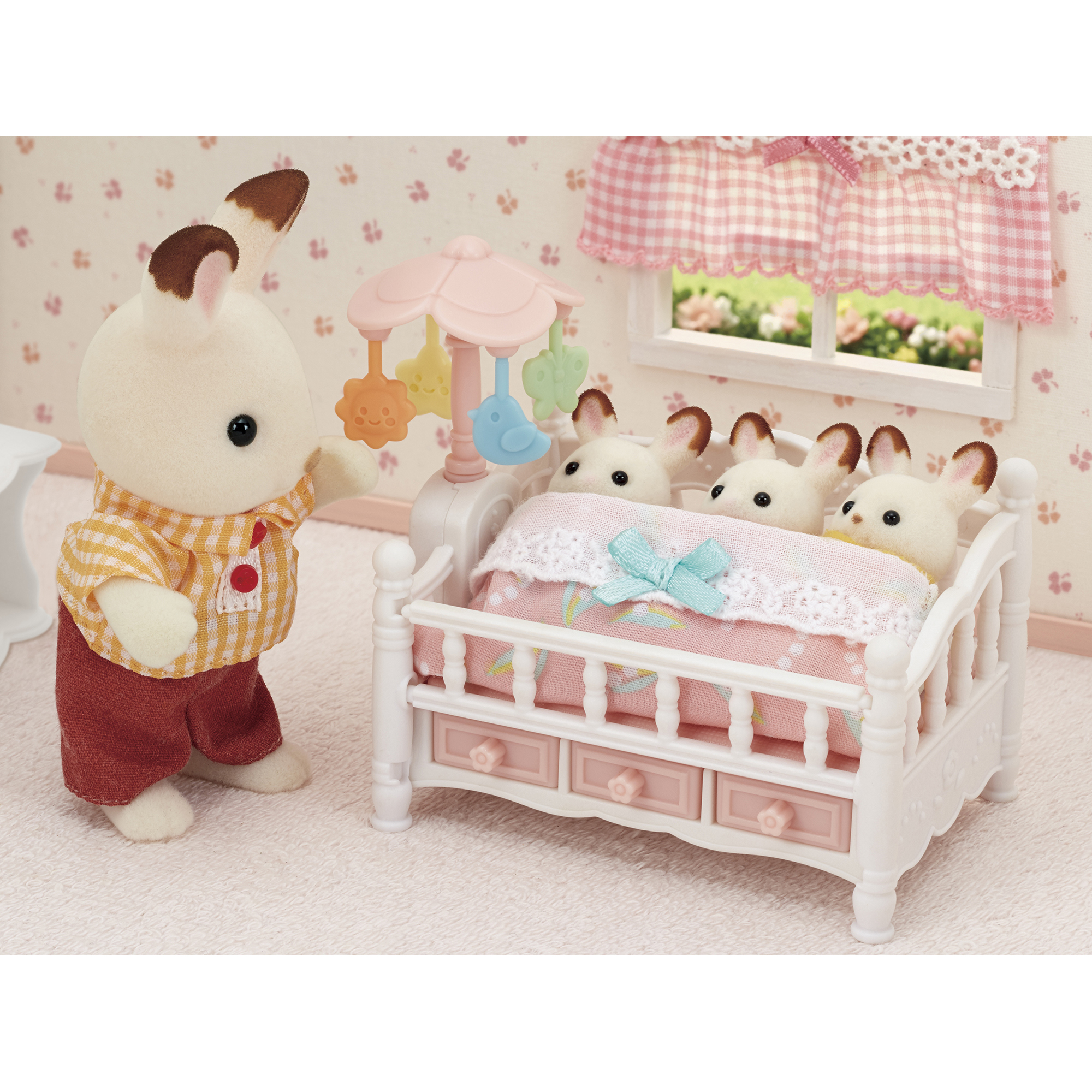 Набор Sylvanian Families Детская кроватка с мобилем 5534 - фото 7