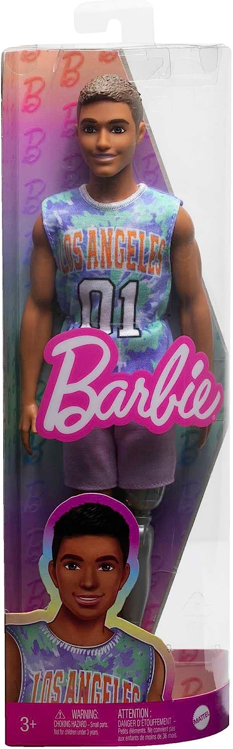Кукла Barbie Fashionista Ken с протезом в спортивном костюме HJT11 HJT11 - фото 5
