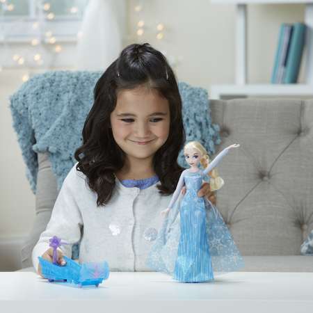 Кукла Princess Disney Эльза и санки E0086EU4