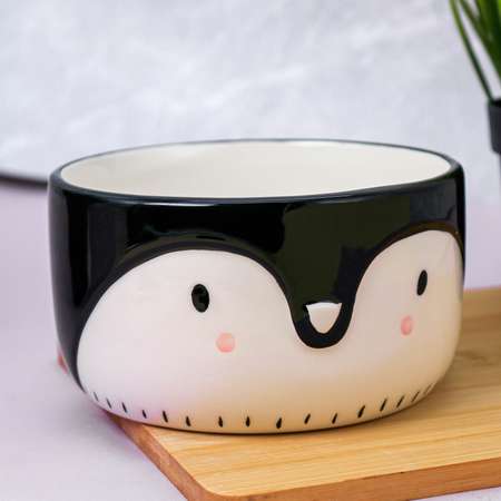 Тарелка керамическая iLikeGift Peinguin bowl глубокая