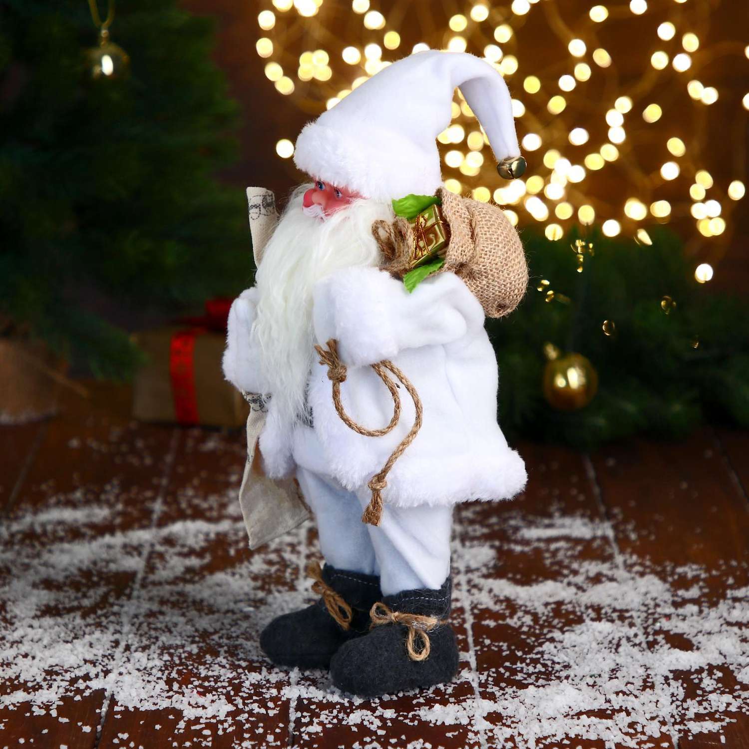 Дед мороз Зимнее волшебство «В белом полушубке с мешком» двигается 29 см - фото 3