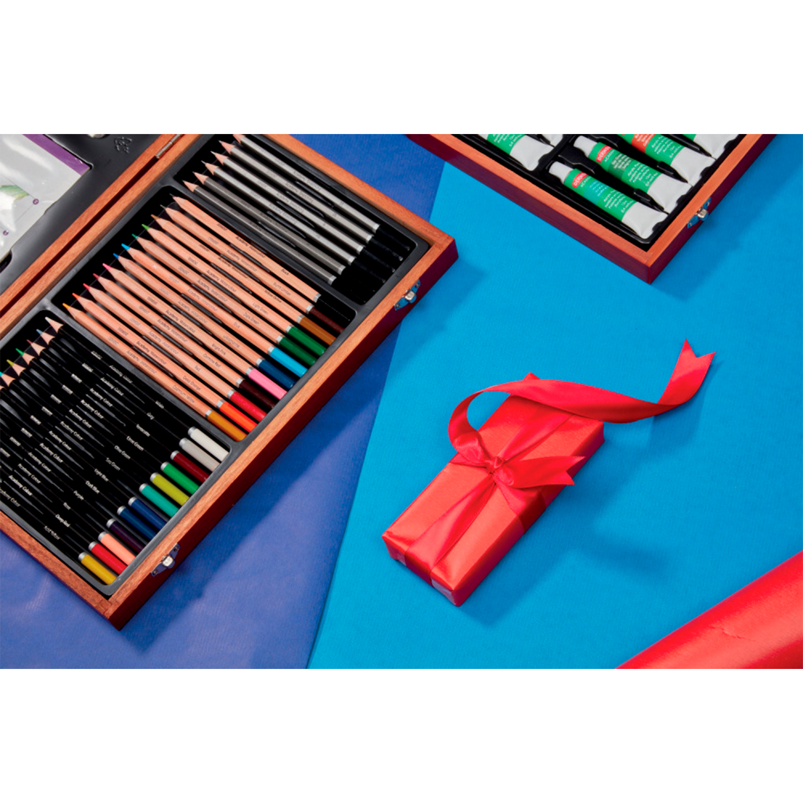 Подарочный набор карандашей DERWENT Academy Wooden Gift Box карандаши 30шт кисточка точилка альбом деревянная коробка 2300147 - фото 3