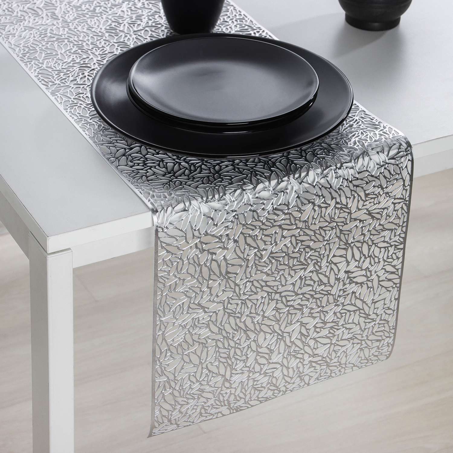 Дорожка Доляна на стол «Манифик» 30×150 см цвет серебряный - фото 3
