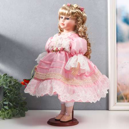 Кукла коллекционная Зимнее волшебство керамика «Нина в нежно-розовом платье в цветочном венке» 40 см