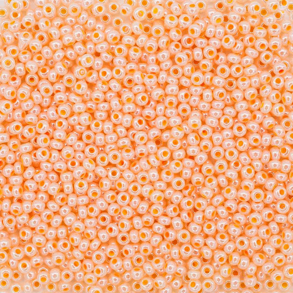 Бисер Preciosa чешский эффект алебастра блестящий с цветным центром 10/0 20 гр Прециоза 37383 оранжевый - фото 1
