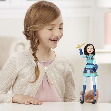 Кукла Disney Princess Делюкс Принцесса Мулан E2065EU4