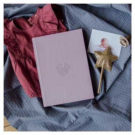 Фотоальбом-дневник Moms Book Первый альбом малышки. Розовый для девочки. Текстиль