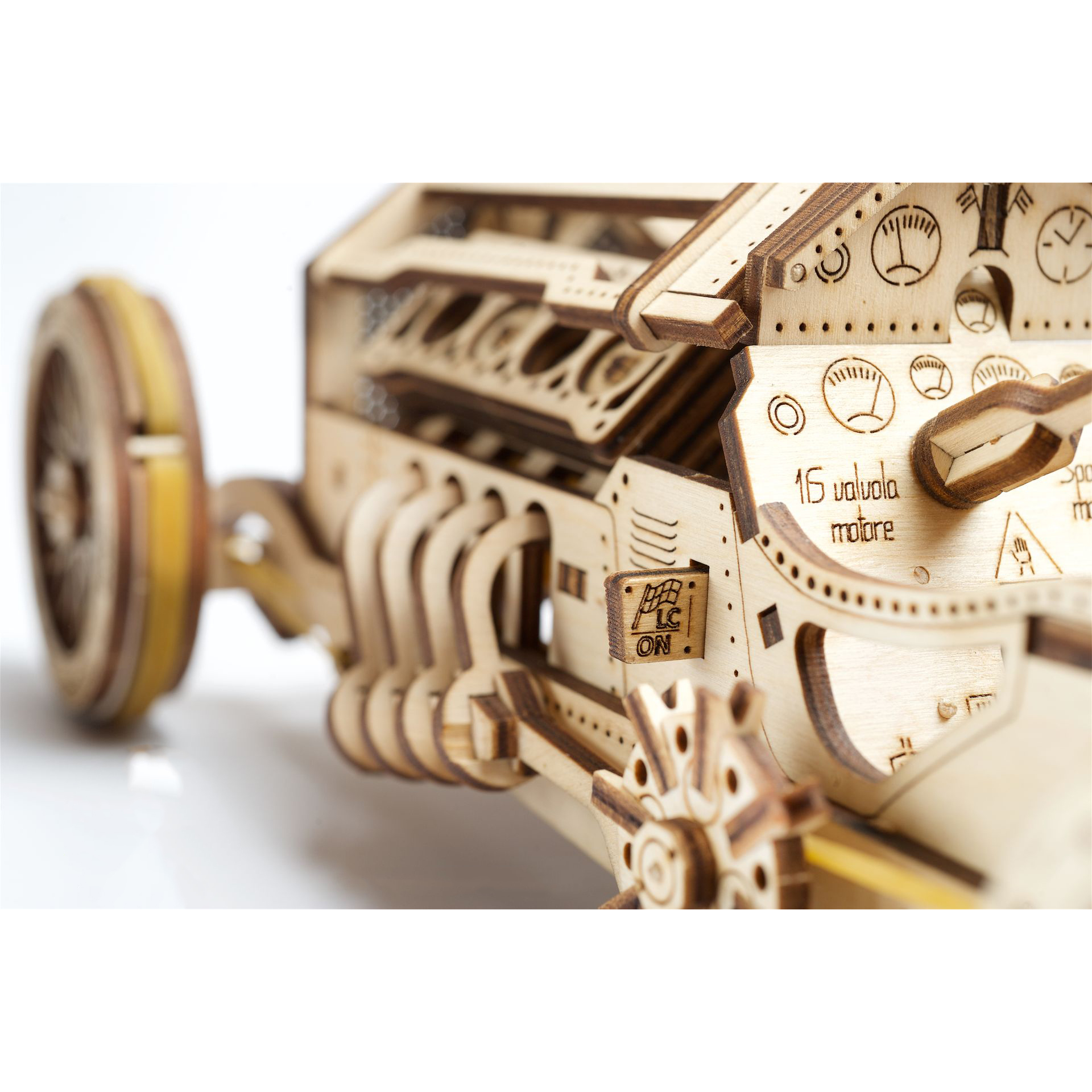 Сборная деревянная модель UGEARS Спорткар U-9 Гран-при 3D-пазл механический конструктор - фото 2