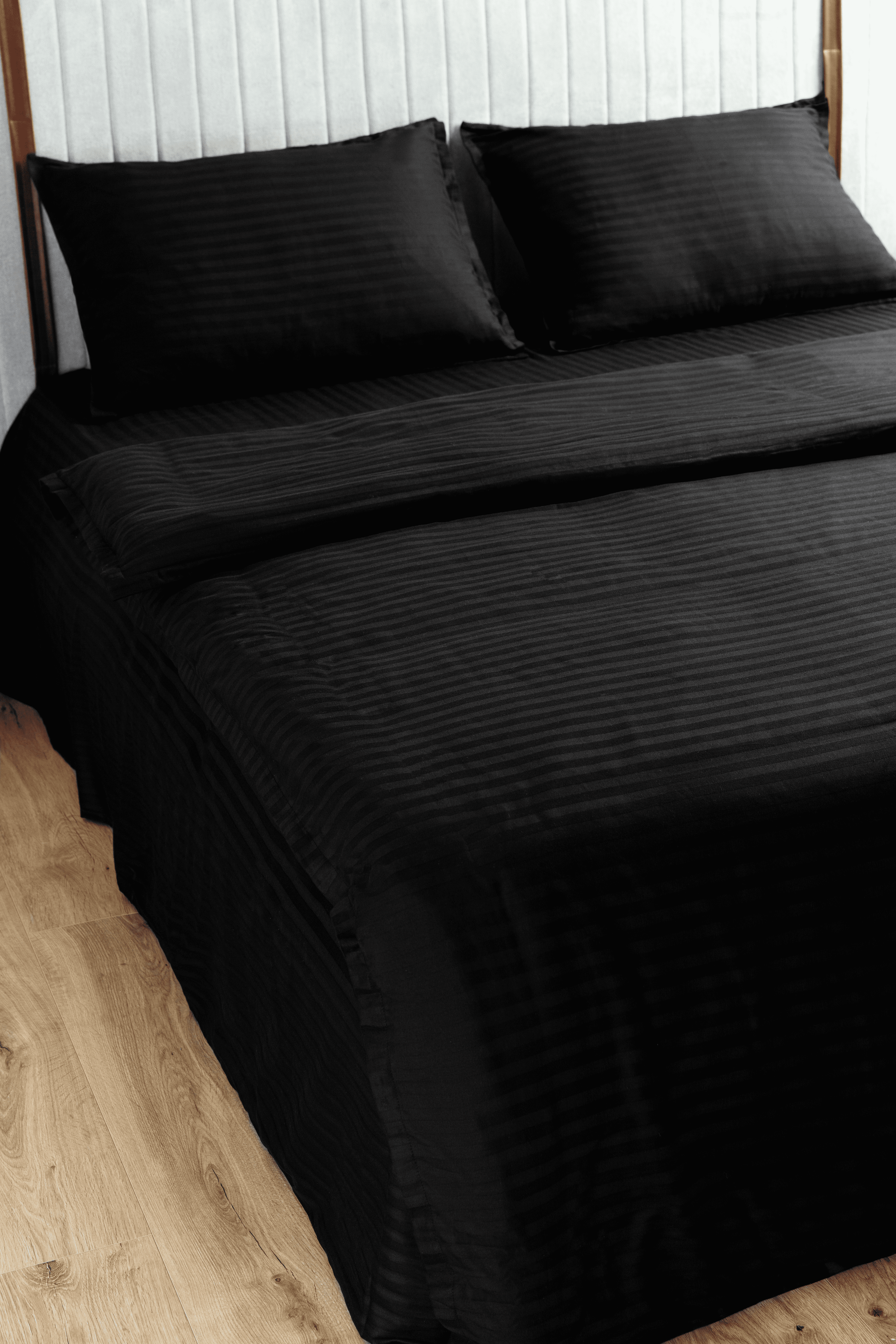 Комплект постельного белья LELIT 2-х спальный 100% страйп-сатин 145гр/м2 черный - фото 1