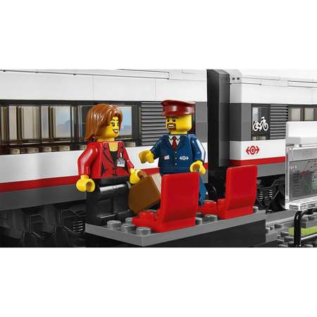 Конструктор LEGO City Trains Скоростной пассажирский поезд (60051)