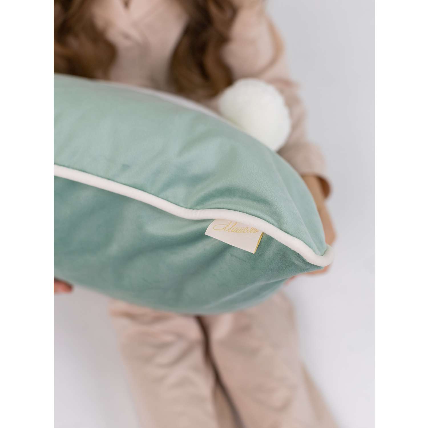 Подушка декоративная детская Мишель Зайка мятный цвет - фото 5