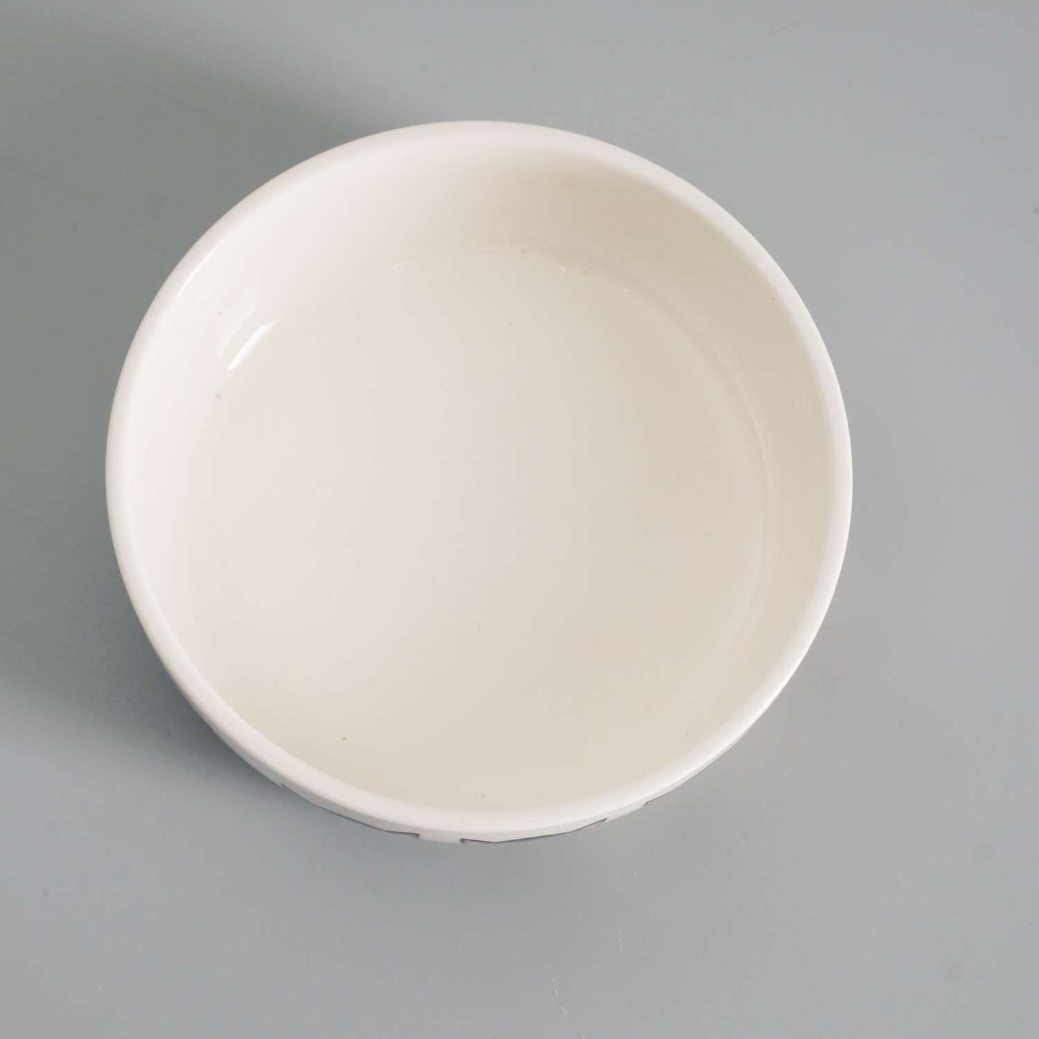 Миска Пижон керамическая Эмоджи 12х3.5 см белая 390 мл - фото 3
