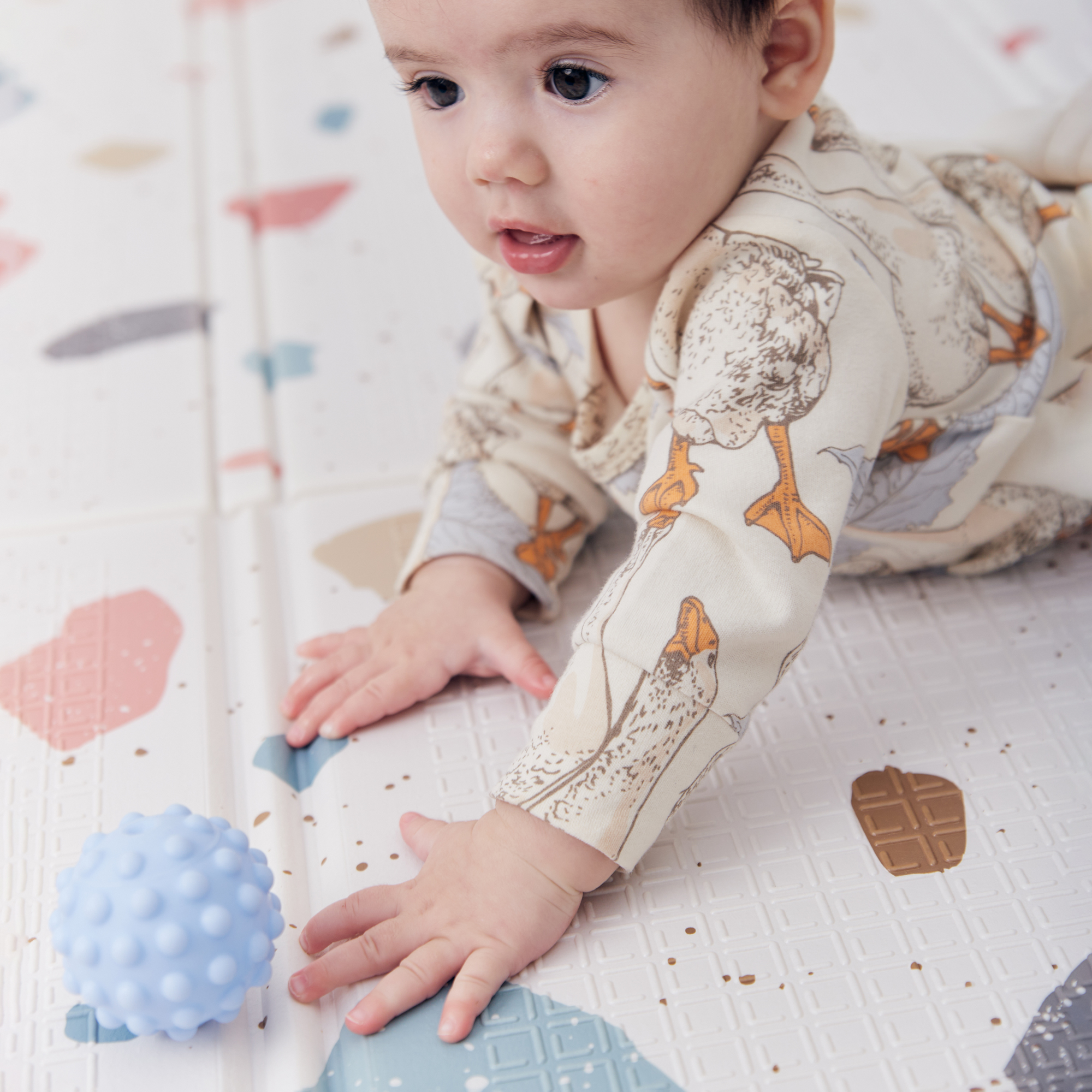 Коврик детский Happy Baby Soft Floor массажный непромокаемый складной - фото 9