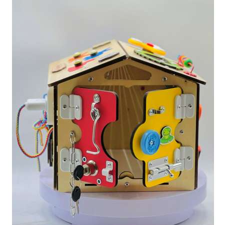 Бизиборд KimToys Домик-игрушка для девочек и мальчиков