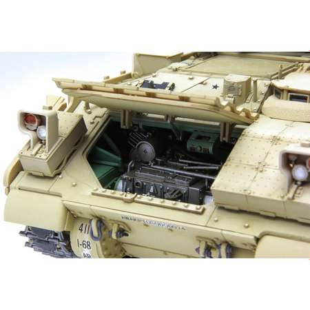 Сборная модель MENG SS-004 боевая машина пехоты M2A3 Bradley 1/35