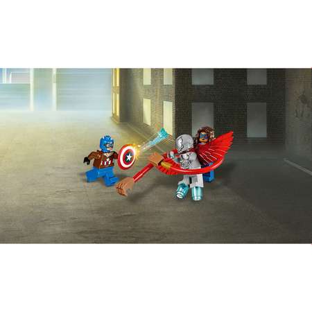 Конструктор LEGO Super Heroes Воздушная погоня Капитана Америка (76076)