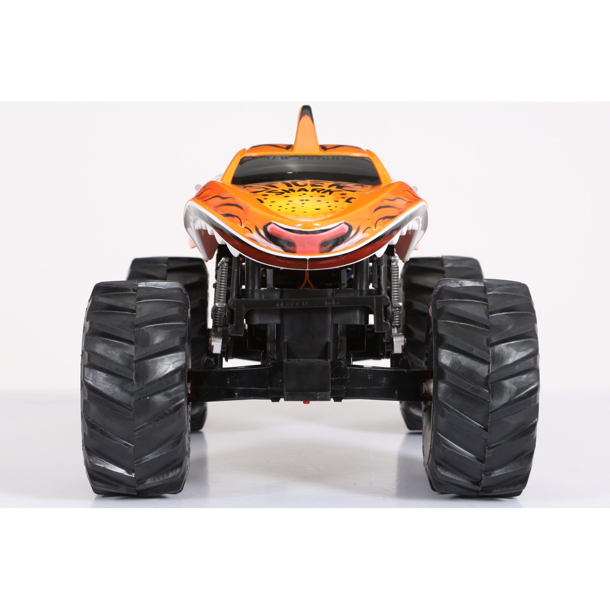 Машина Hot Wheels РУ 1:10 Monster Truck Tiger Shark 61050 купить по цене  8999 ₽ в интернет-магазине Детский мир