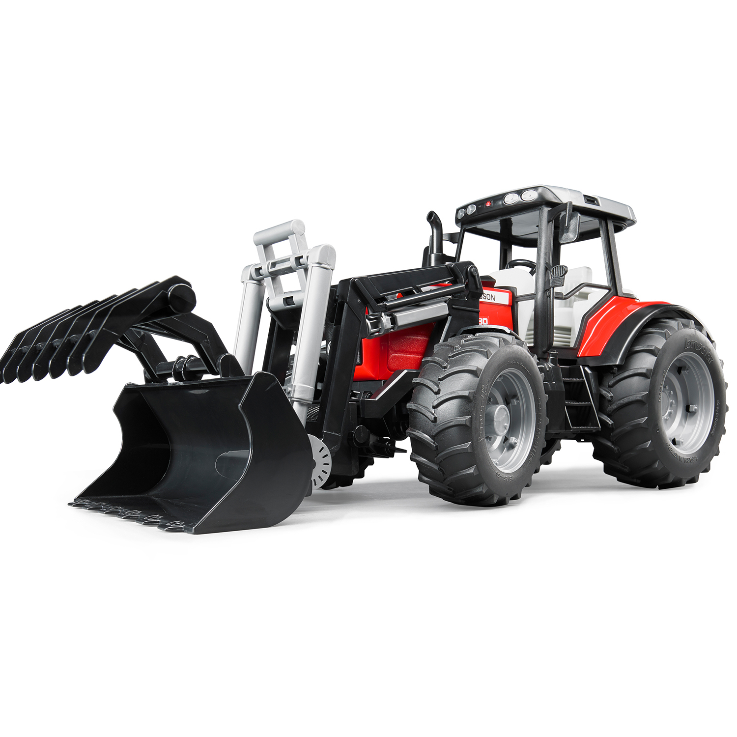 Трактор Bruder Massey Ferguson 7480 купить по цене 2699 ₽ в  интернет-магазине Детский мир