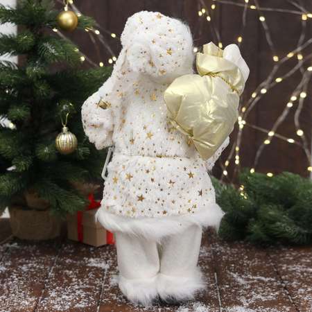 Дед мороз Зимнее волшебство «В белой звёздной шубке с фонарём» 45 см