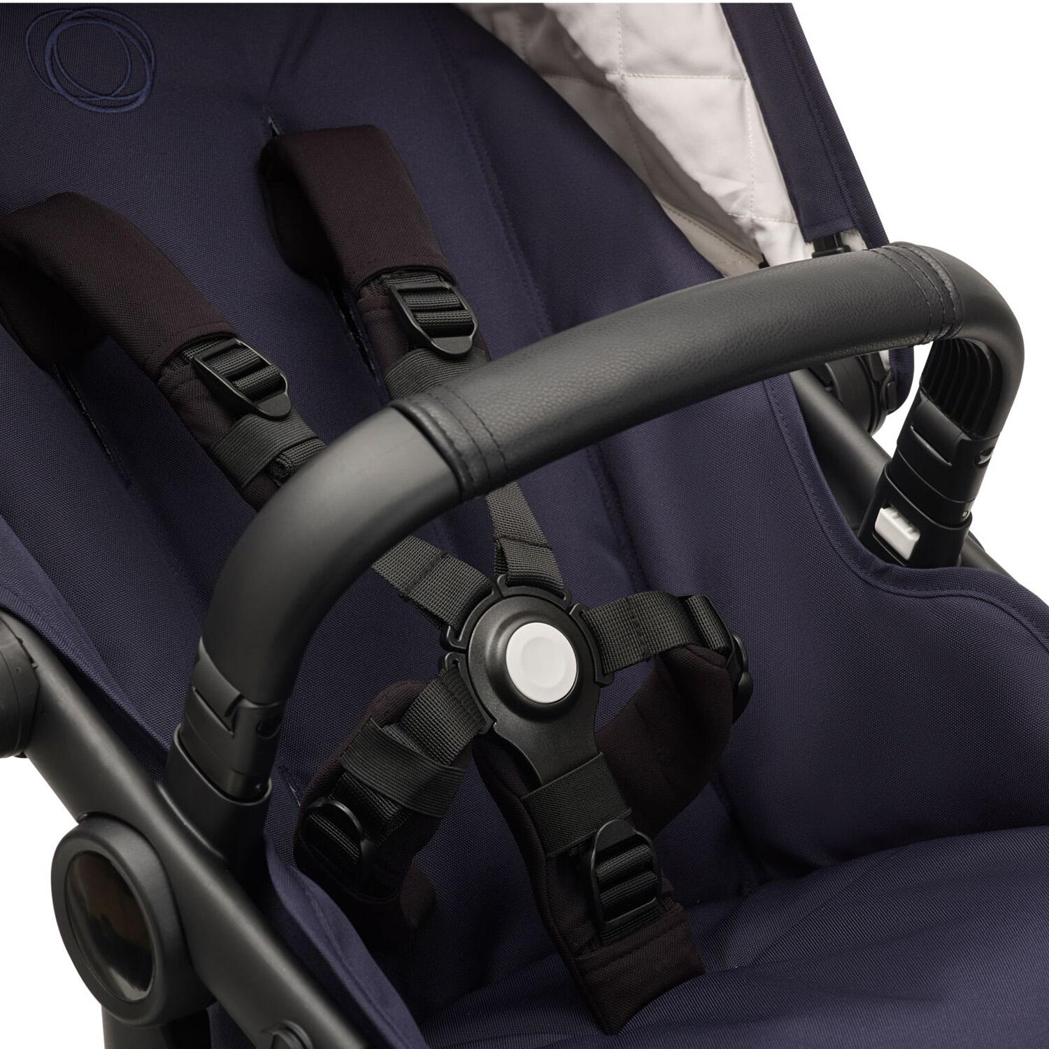 Коляска Bugaboo Fox3 Classic Complete Graphite-Dark Navy 2306010031 - фото 11