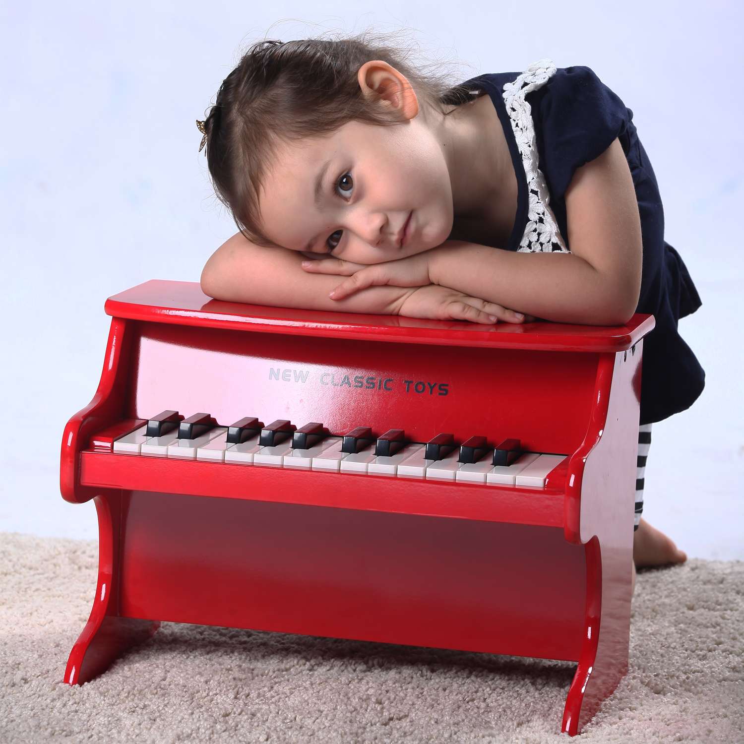 New classic toys store e piano