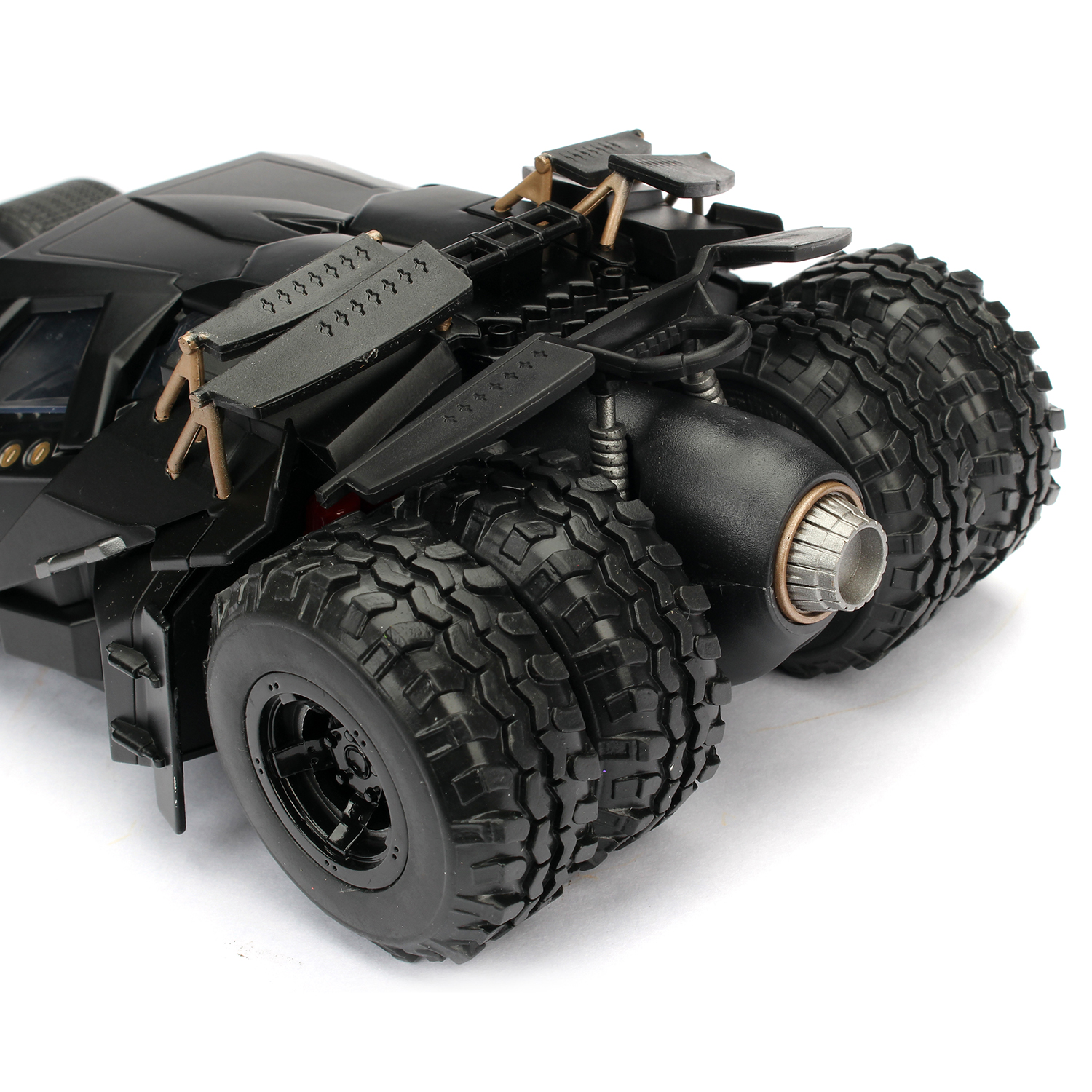 Автомобиль Jada The Dark Knight Batmobile 1:24 ТоуR17 - фото 13