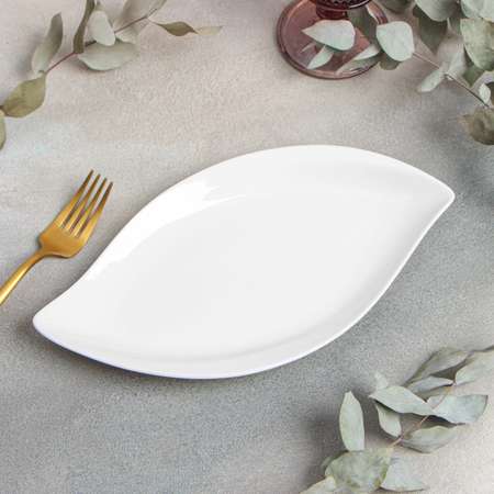 Блюдо сервировочное MAGISTRO фарфоровое Magistro «Ладья» 27×14 5 см цвет белый