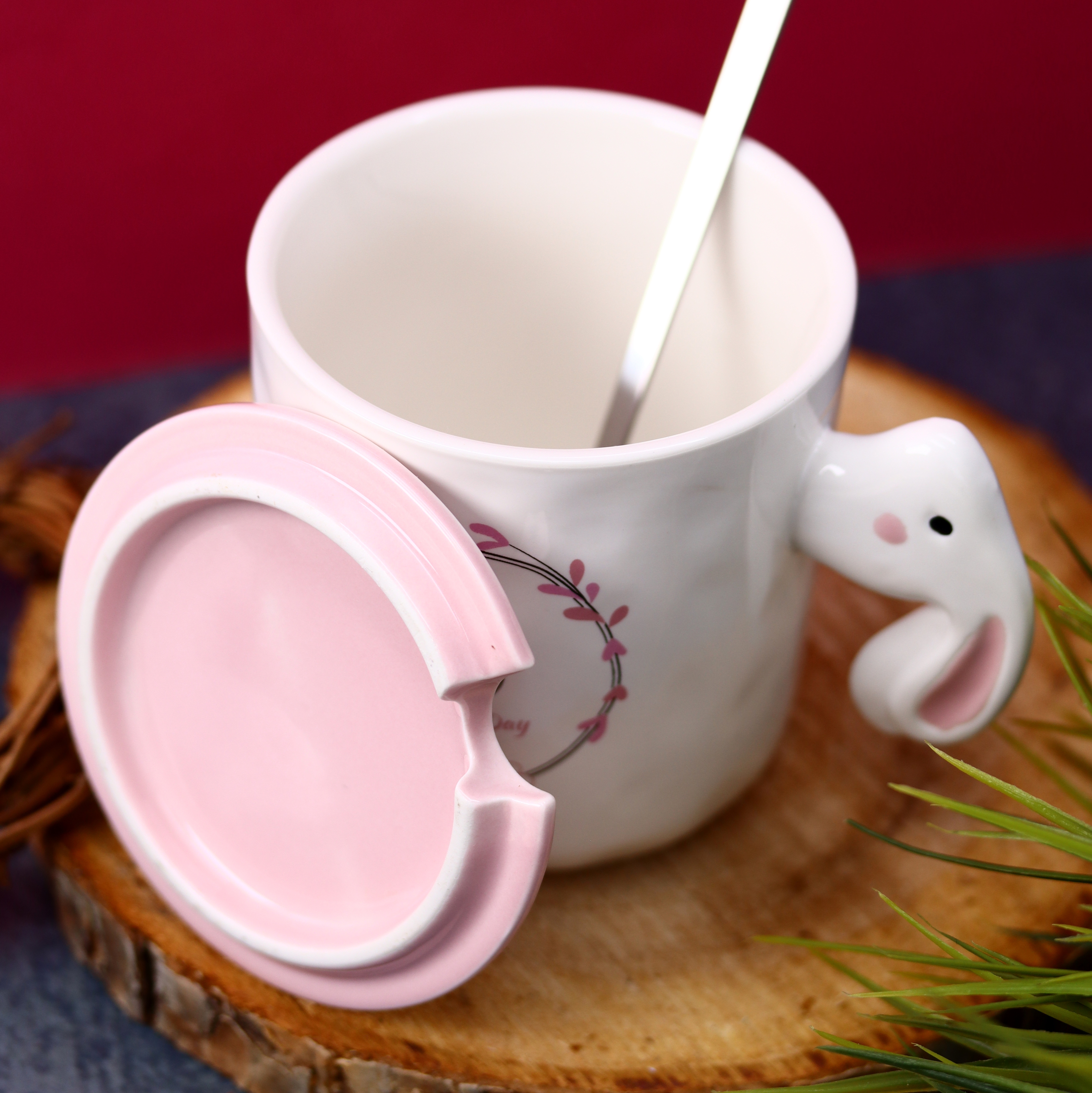 Кружка керамическая iLikeGift Rabbit happy day с ложкой - фото 4