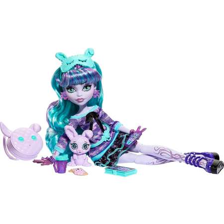 Кукла Monster High Creepover Party Twyla HLP87