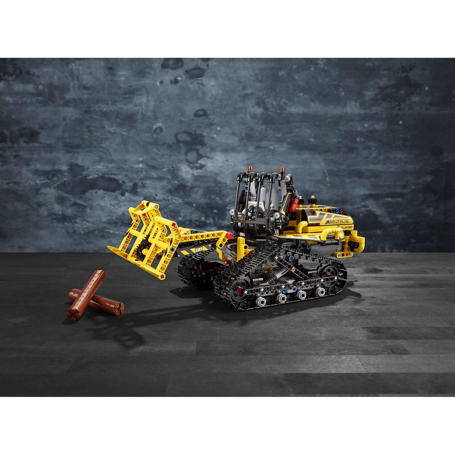 Конструктор LEGO Technic Гусеничный погрузчик 42094 - фото 5