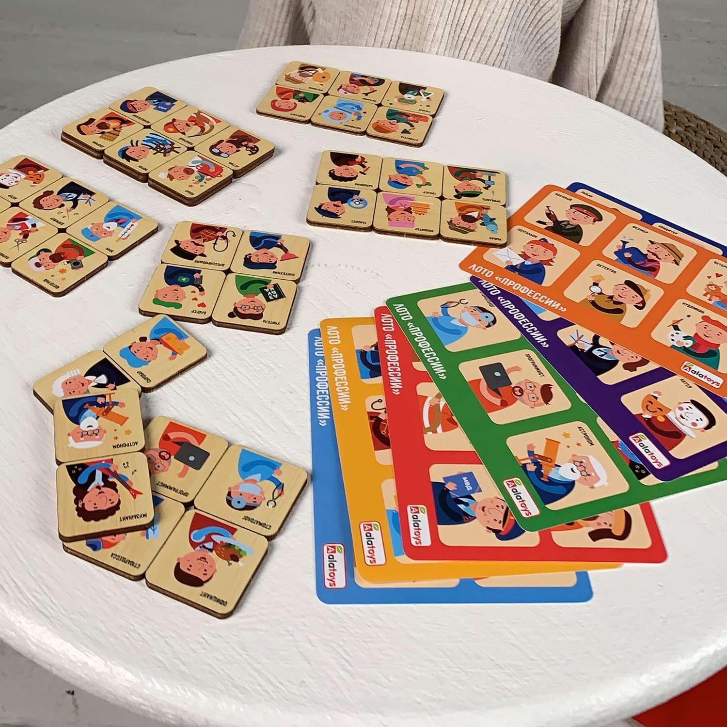 Лото детское деревянное Alatoys Настольная игра Профессии 42 деревянные фишки 7 карточек мешочек - фото 8