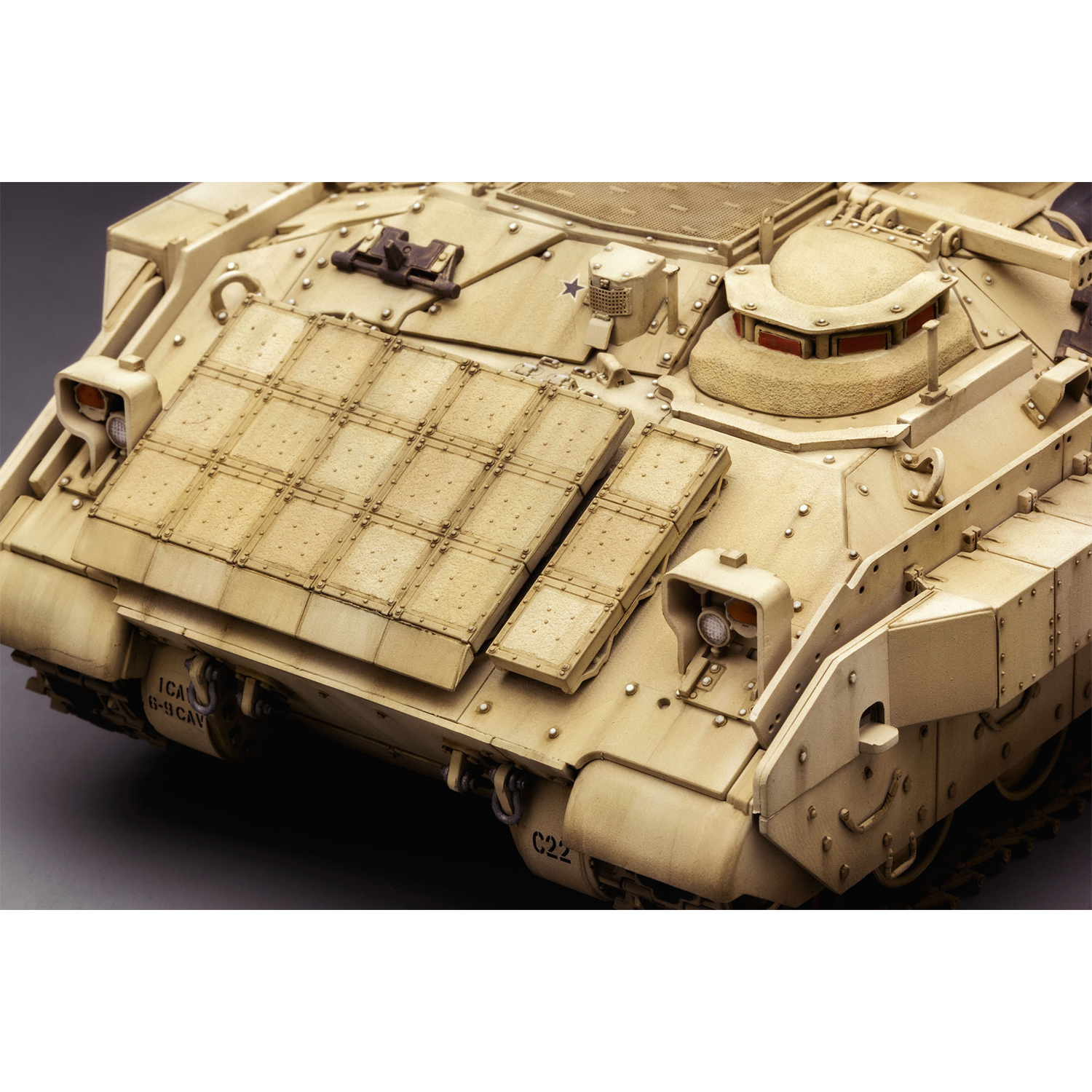 Сборная модель MENG SS-006 танк M3A3 Bradley w/BUSK III 1/35 24278616712 - фото 5