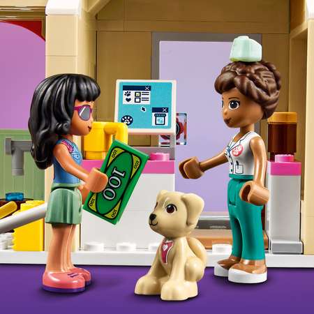 Конструктор LEGO Friends Ветеринарная клиника Хартлейк-Сити 41446