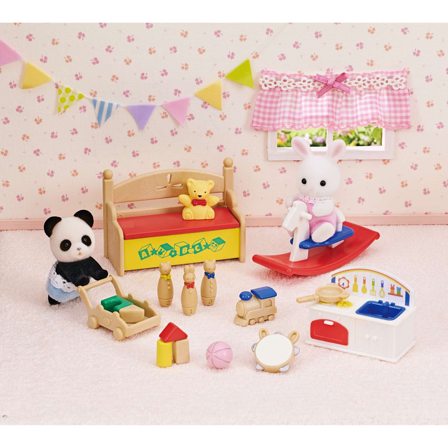Набор Sylvanian Families Детская игровая комната с Пандой и Снежным кроликом 5709 - фото 2