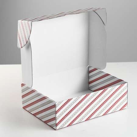 Коробка Дарите Счастье складная «Новогодняя». 30.7×22×9.5 см