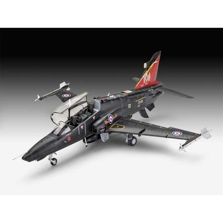 Сборная модель Revell Реактивный самолет BAe Hawk T2