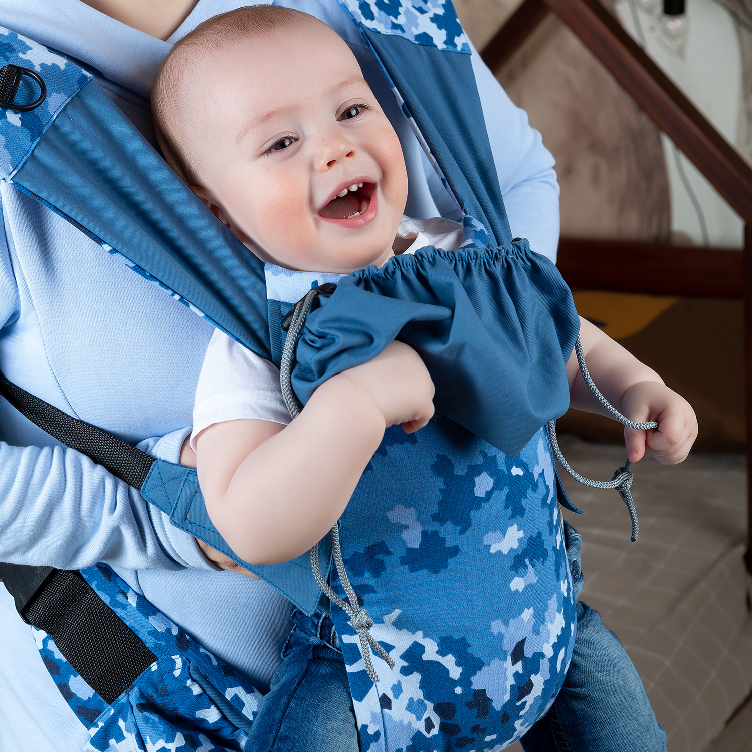 Слинг-рюкзак Чудо-чадо переноска для детей Бебимобиль Позитив камуфляж/синий - фото 7