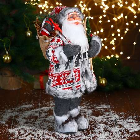 Дед мороз Зимнее волшебство «В бело-красной шубке с ремешком с лыжами» 20х45 см