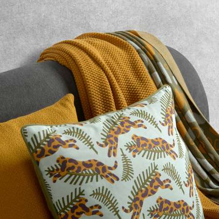 Подушка Tkano декоративная из хлопка фактурного плетения цвета шафрана 45х45 см