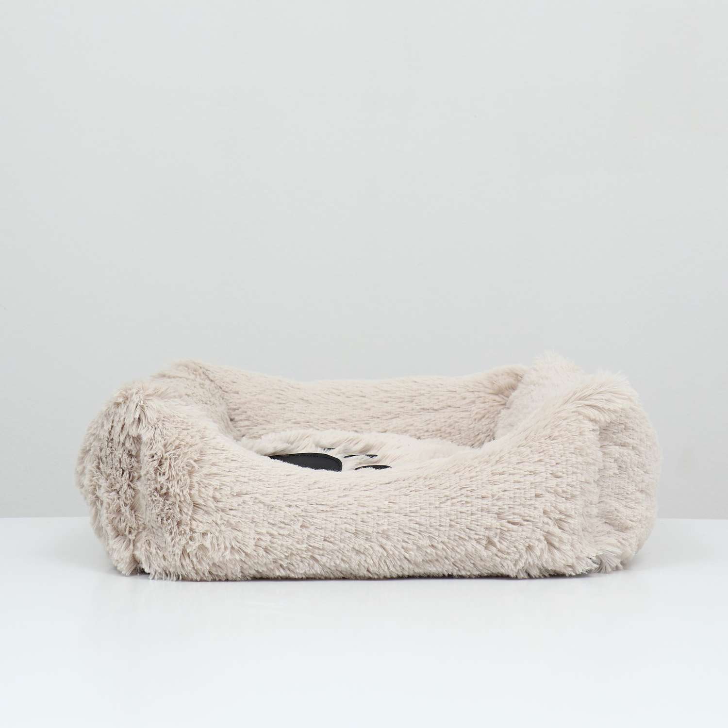 Лежак Пижон с подушкой мех сатин периотек 45х45х15 см бежевый - фото 2