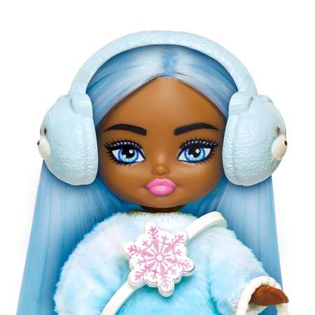 Игровой набор с куклой Barbie Extra Fly Mini Minis Snow