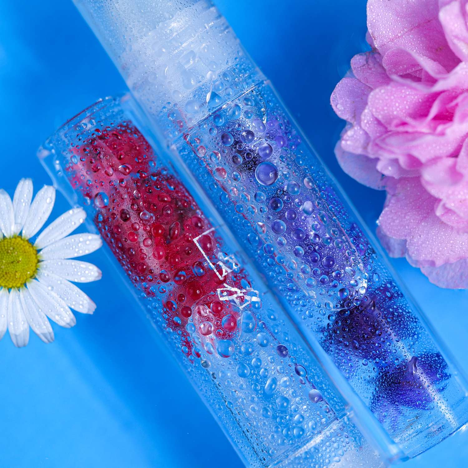 Масло-блеск для губ Lukky Aqua Fleur с красными цветами - фото 3