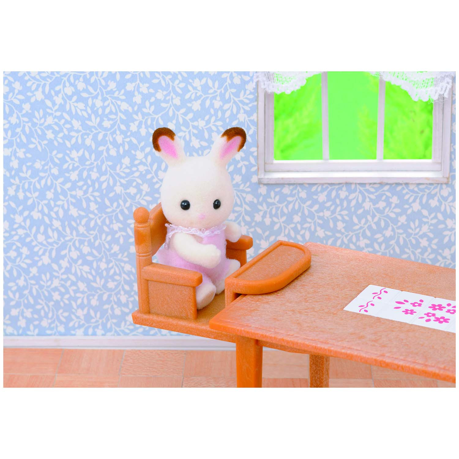 Игровой набор Sylvanian Families Обеденный стол со стульями - фото 7