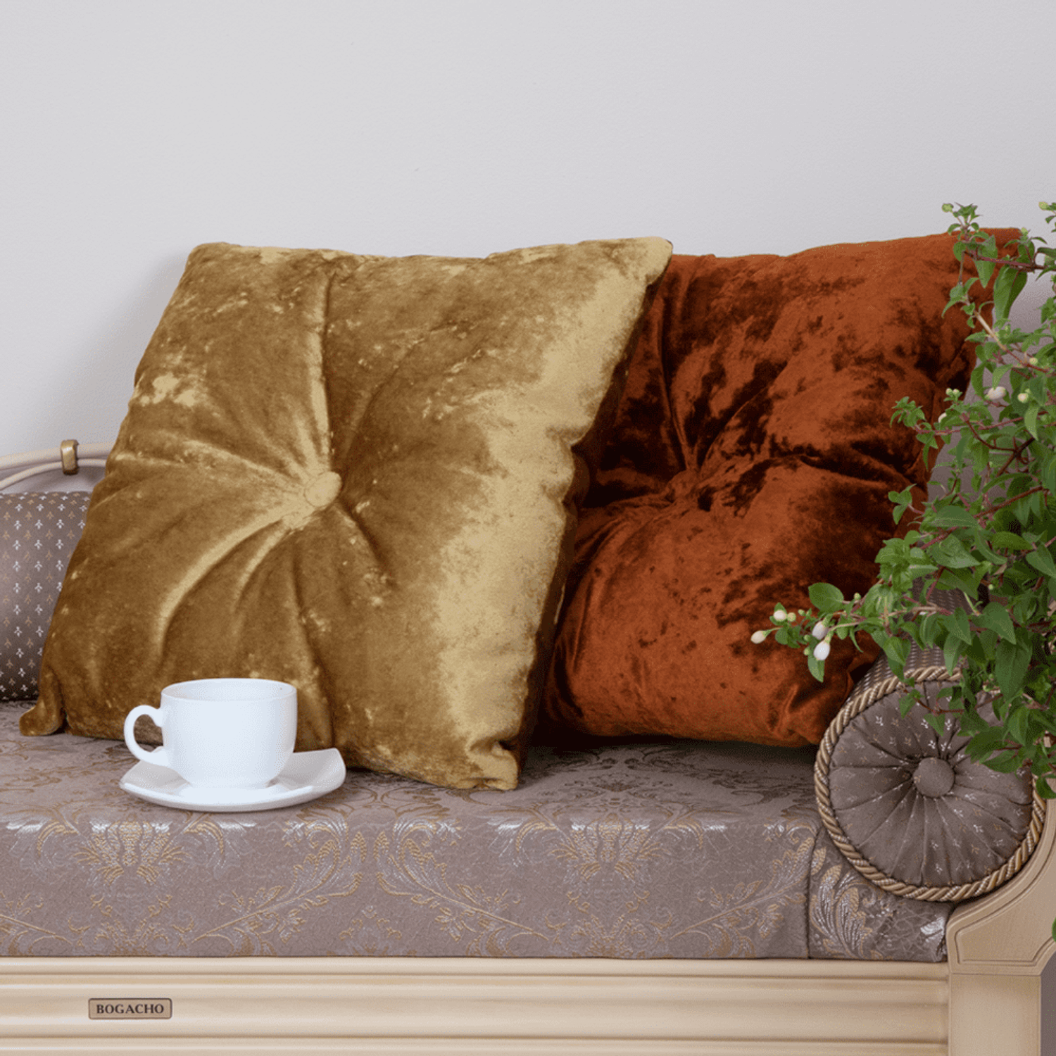 Подушка декоративная BOGACHO Мадейра золотистого цвета - фото 4