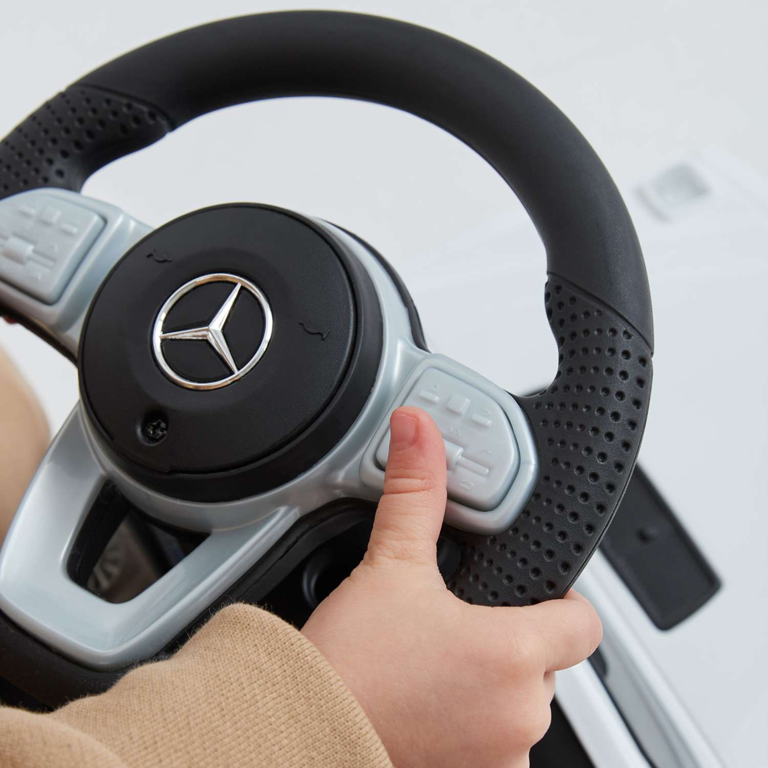 Машинка-каталка Happy Baby детская Mercedes Benz G350d купить по цене 7490  ₽ в интернет-магазине Детский мир