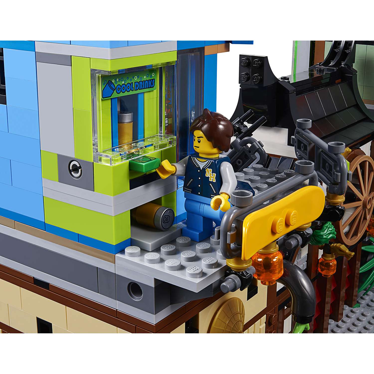 Конструктор LEGO Ninjago Порт Ниндзяго Сити 70657 - фото 18