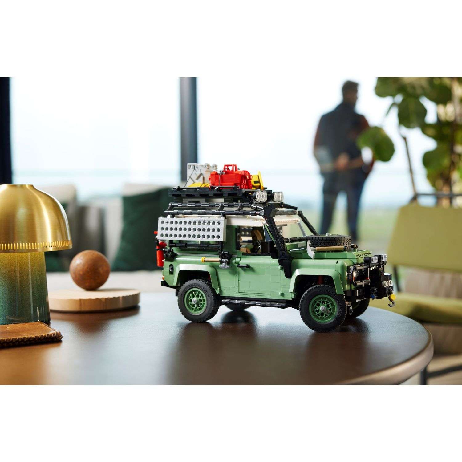 Конструктор LEGO Icons Land Rover Classic Defender 10317 - фото 10
